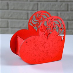 Кашпо деревянное "Сердце ажурное", красный, 18×8.6×14 см