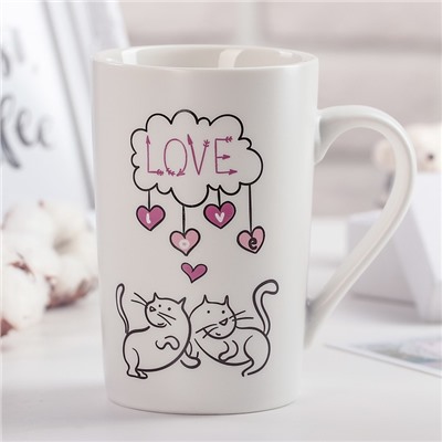 Кружка фарфоровая Доляна «Коты любви», 380 мл, цвет белый