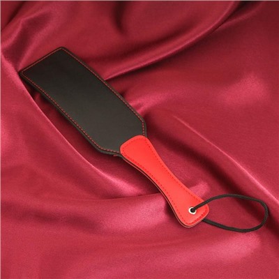Шлёпалка кожаная "Хлопушка", с красной ручкой, 32х7,5 см